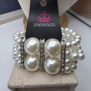 Paparazzi Ivory Pearl and Silver Rhinestone Bracelet (550)